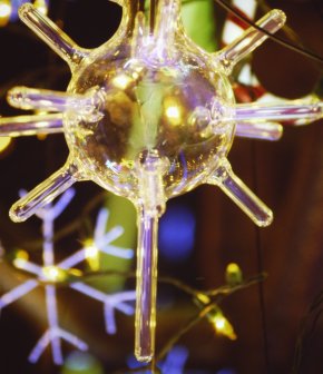 Traditional style Christmas plasma bauble Traditional style Christmas plasma bauble